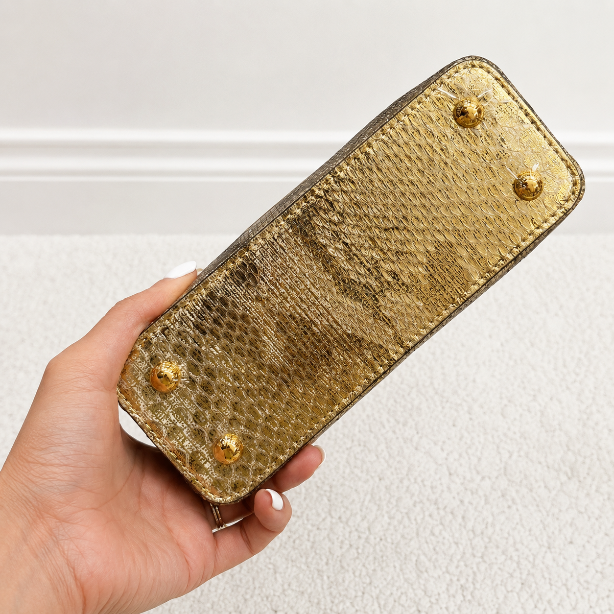 Louis Vuitton – Capucine