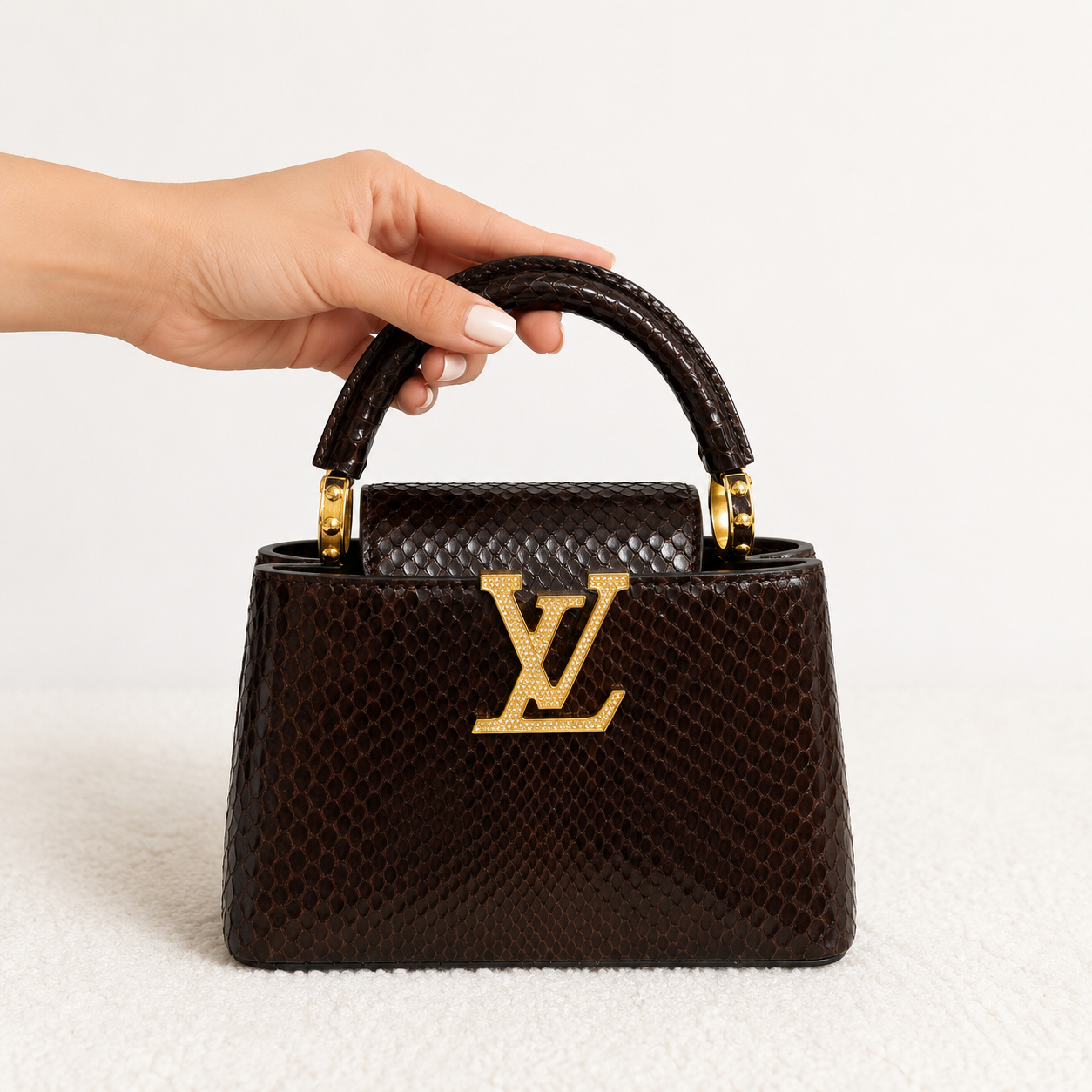 Louis Vuitton – Capucine Brown