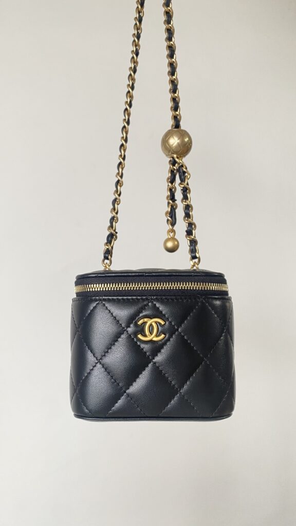 CHANEL - Runway CC Vanity
