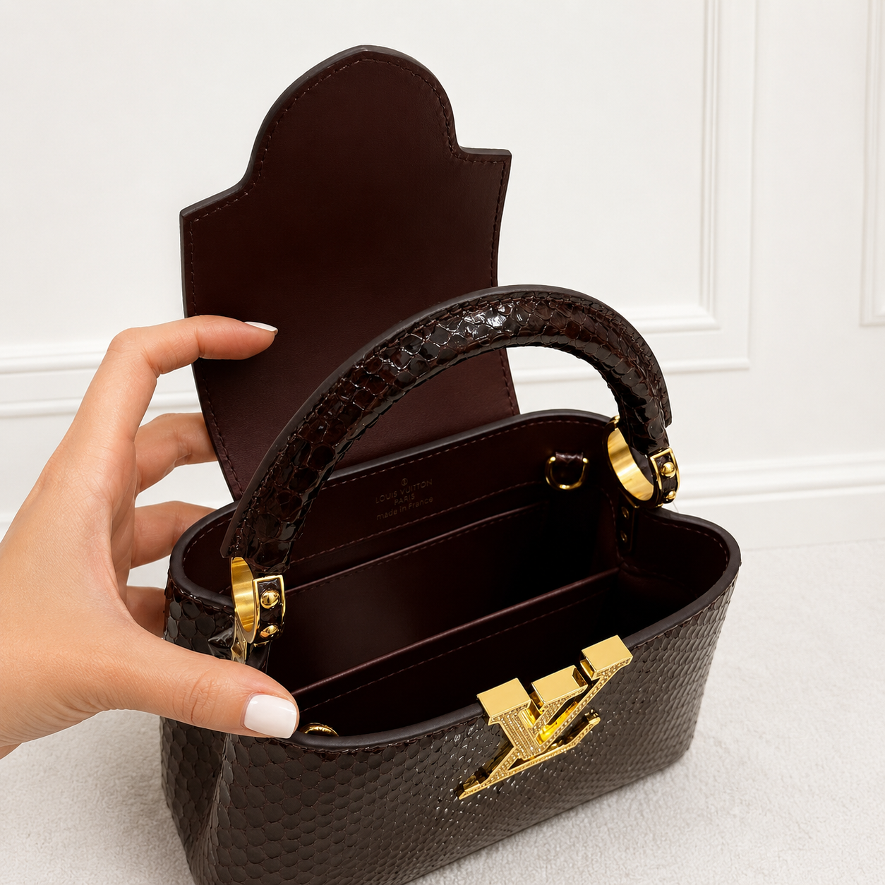 Louis Vuitton – Capucine Brown