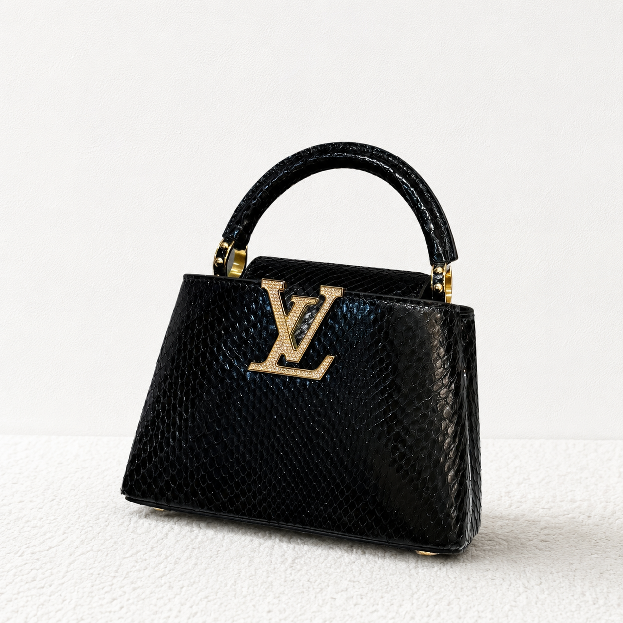 Louis Vuitton – Capucine